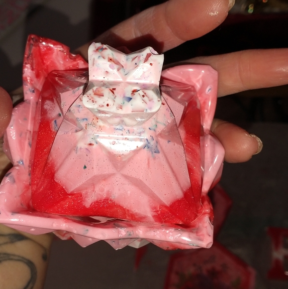 Handcrafted jewelry box - Picture 8 of 12